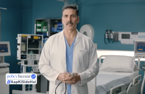 Dr. Neena Gupta and Dr. Akshay Kumar